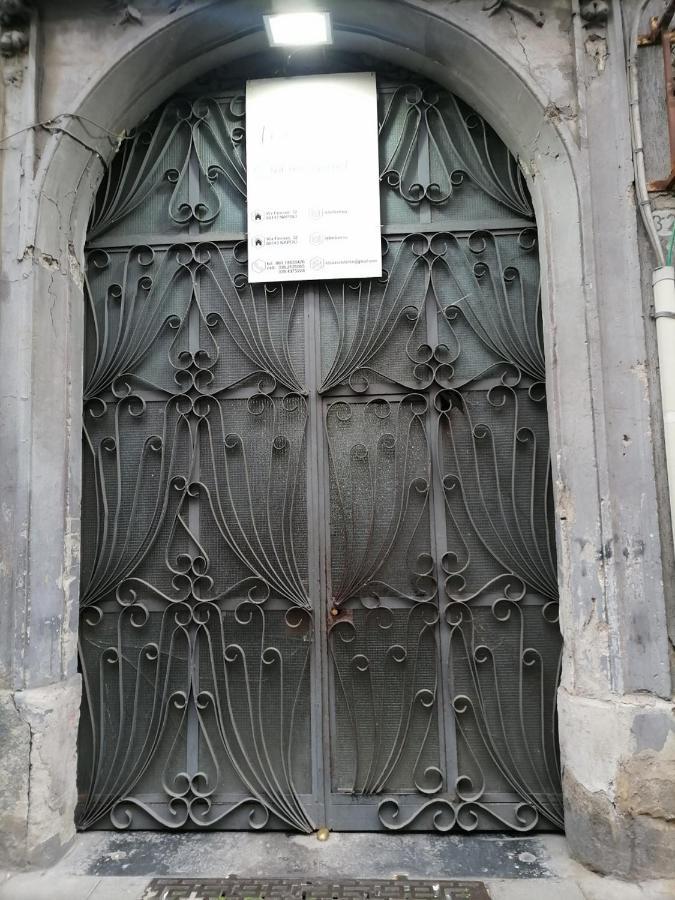 Sahary Hostal Nápoles